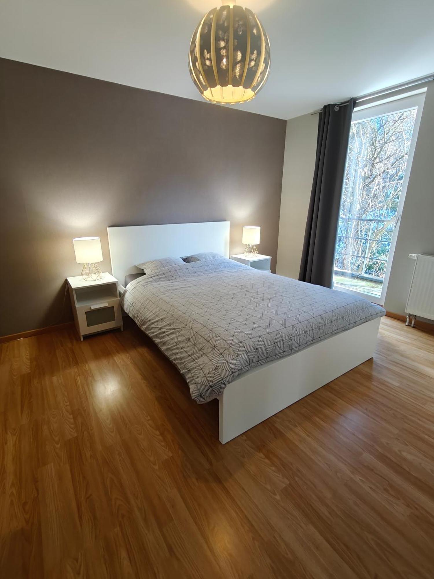 Loft Paisible Sur Les Hauteurs Du Centre Ville 스파 외부 사진